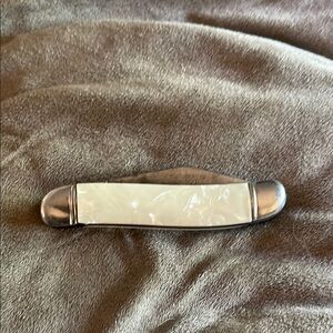 Elegant Silver and White Pocket tuxedo tool